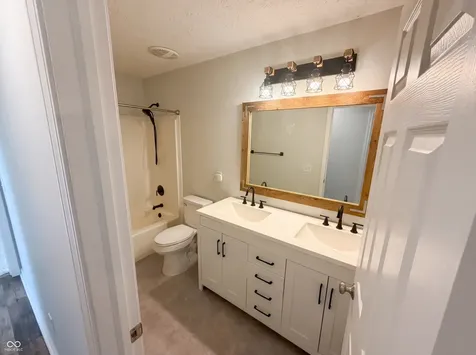 18676 Mill Grove Drive Noblesville IN 46062