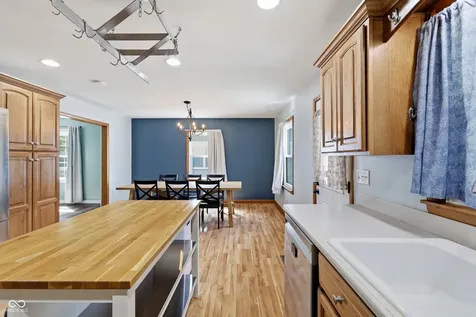 3758 S Pennsylvania Street Indianapolis IN 46227