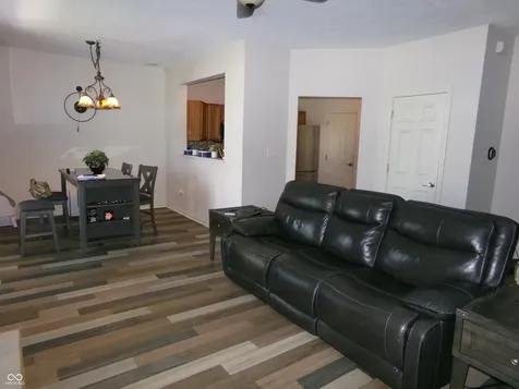 7034 Forrester Lane Indianapolis IN 46217