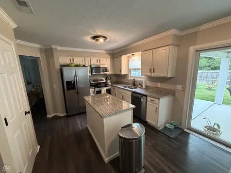 13977 Wakefield Place Fishers IN 46038