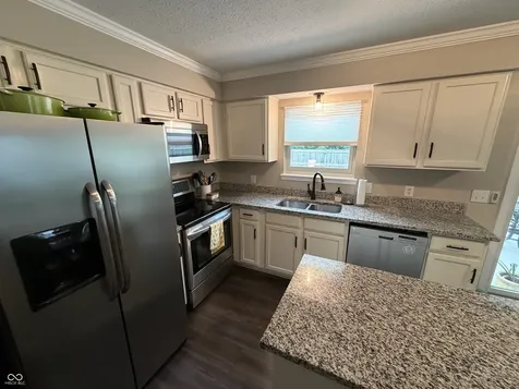13977 Wakefield Place Fishers IN 46038