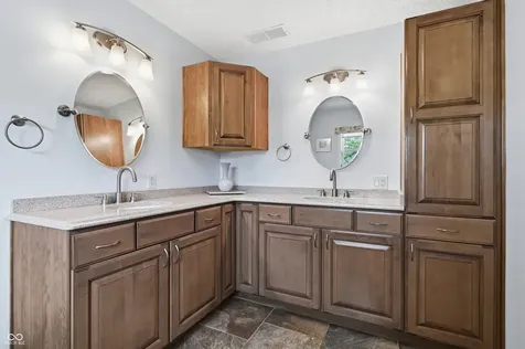 3806 N Foxcliff Drive E Martinsville IN 46151