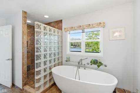 3806 N Foxcliff Drive E Martinsville IN 46151