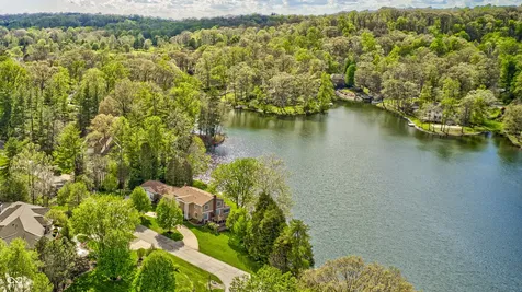 3806 N Foxcliff Drive E Martinsville IN 46151