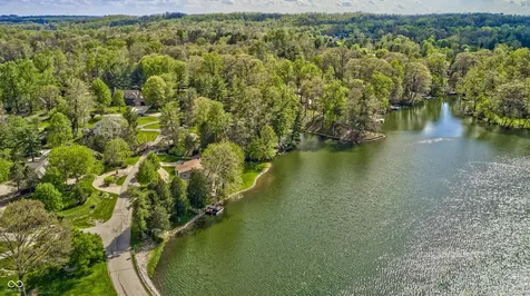 3806 N Foxcliff Drive E Martinsville IN 46151
