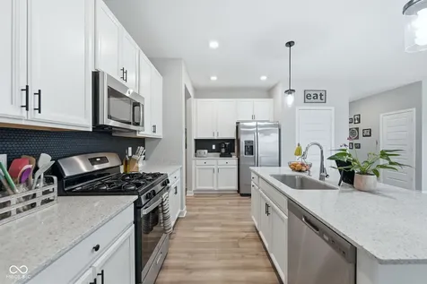 9208 Larson Drive Pendleton IN 46064