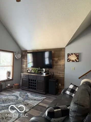 18 Hough Street Greenfield IN 46140