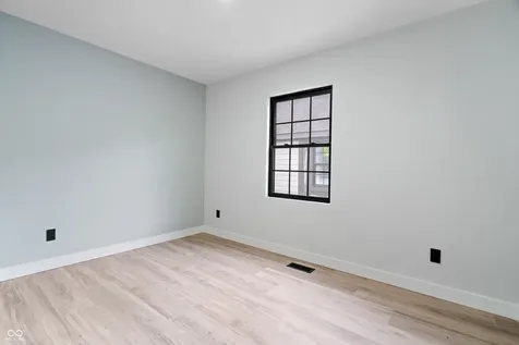 1523 Harlan Street Indianapolis IN 46203