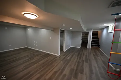 957 E Cragmont Drive Indianapolis IN 46227
