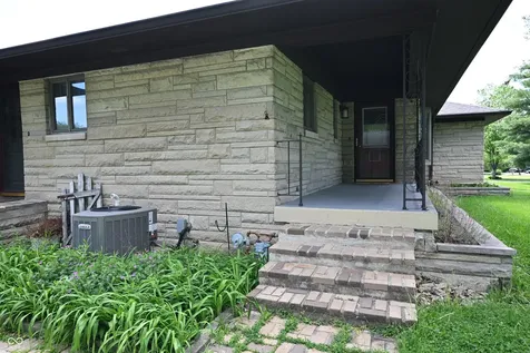 957 E Cragmont Drive Indianapolis IN 46227
