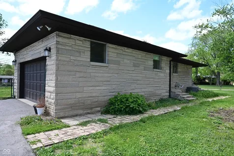 957 E Cragmont Drive Indianapolis IN 46227