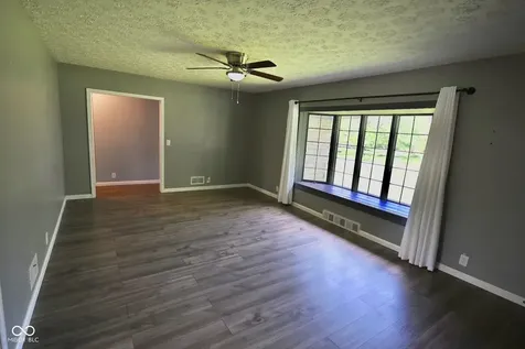 957 E Cragmont Drive Indianapolis IN 46227