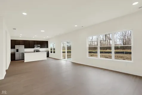 8594 Meadowlands Court Plainfield IN 46168