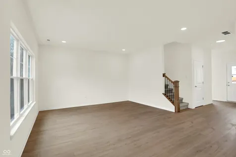 8594 Meadowlands Court Plainfield IN 46168