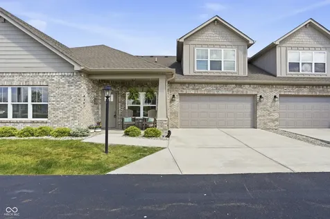 2307 Saddle Drive Shelbyville IN 46176