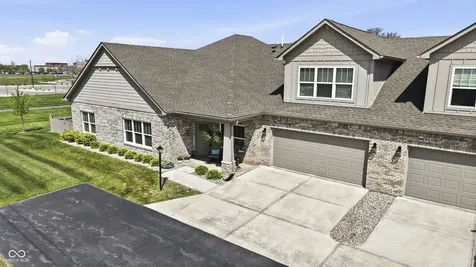 2307 Saddle Drive Shelbyville IN 46176