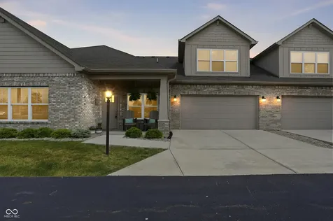 2307 Saddle Drive Shelbyville IN 46176