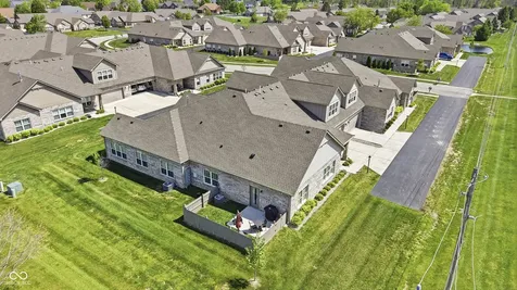 2307 Saddle Drive Shelbyville IN 46176