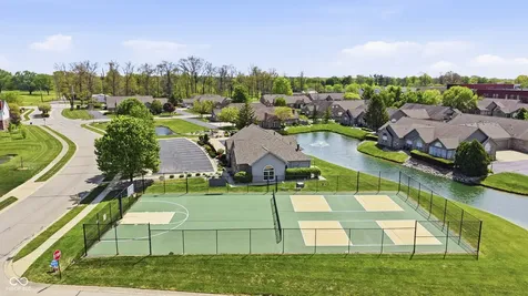 2307 Saddle Drive Shelbyville IN 46176