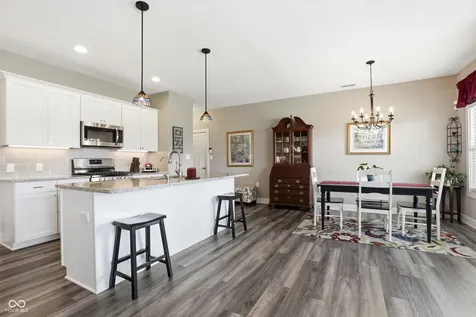 2307 Saddle Drive Shelbyville IN 46176