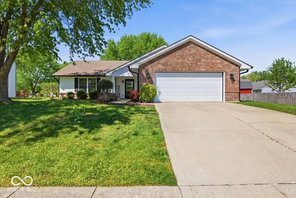 1816 Acorn Road Franklin IN 46131