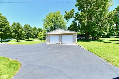801 N 400 W Bargersville IN 46106