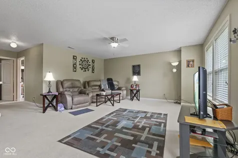 1163 King Maple Drive Greenfield IN 46140