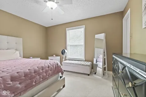 1163 King Maple Drive Greenfield IN 46140