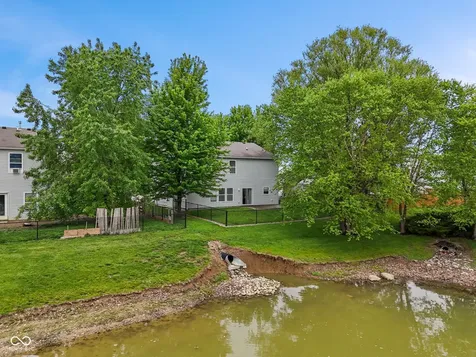 1163 King Maple Drive Greenfield IN 46140