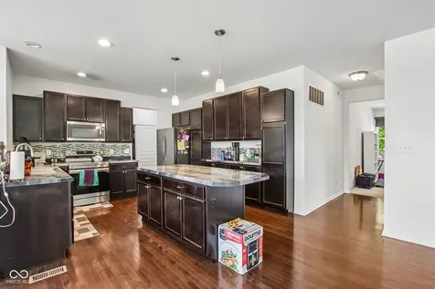 6365 W Riverside Road Mccordsville IN 46055