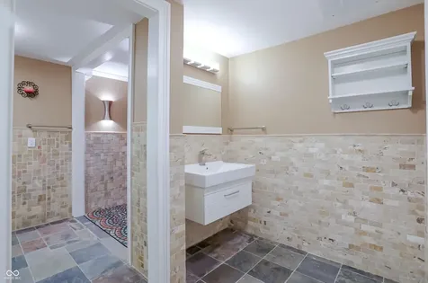 10821 Club Point Drive Fishers IN 46037