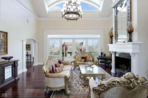 10821 Club Point Drive Fishers IN 46037