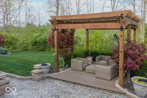 10821 Club Point Drive Fishers IN 46037