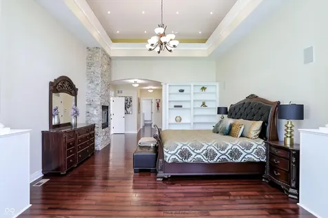 10821 Club Point Drive Fishers IN 46037