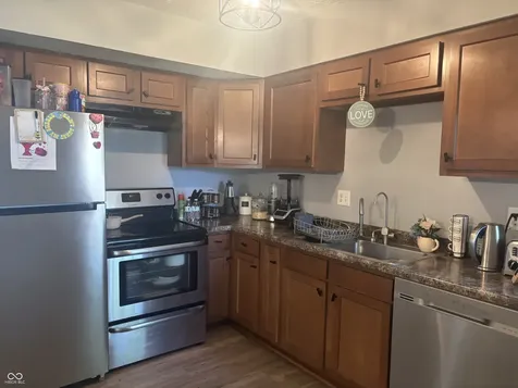 9442 Gemini Drive Indianapolis IN 46229