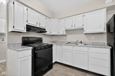 1023 S Worth Avenue Indianapolis IN 46241