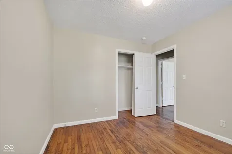 1023 S Worth Avenue Indianapolis IN 46241