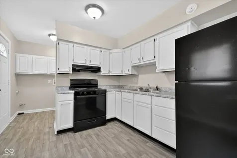 1023 S Worth Avenue Indianapolis IN 46241