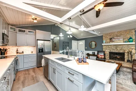 13 Jefferson Valley Coatesville IN 46121