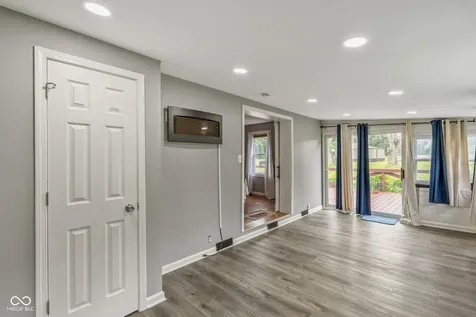 5615 Sr 142 Martinsville IN 46151