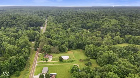 5615 Sr 142 Martinsville IN 46151