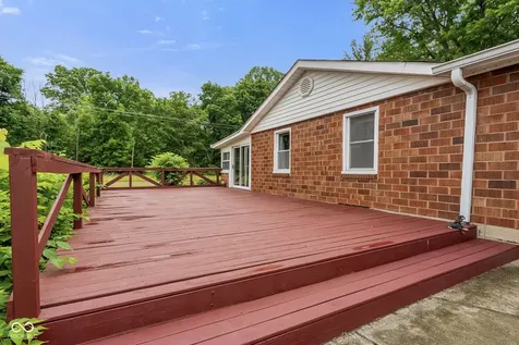 5615 Sr 142 Martinsville IN 46151