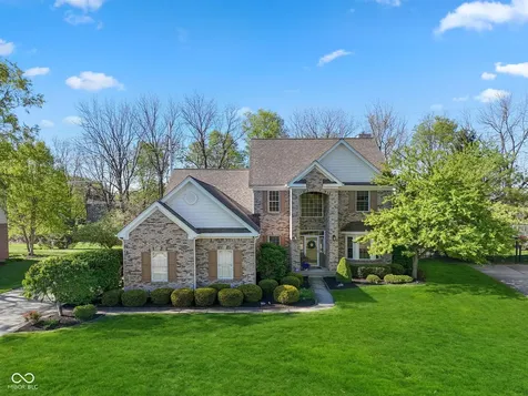 9103 Iris Lane Zionsville IN 46077