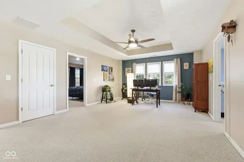 9103 Iris Lane Zionsville IN 46077