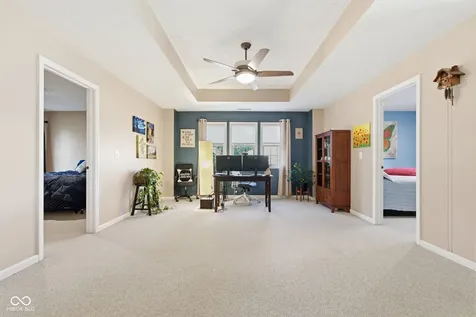 9103 Iris Lane Zionsville IN 46077