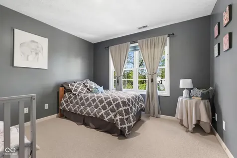 9103 Iris Lane Zionsville IN 46077