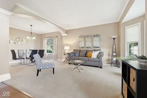 9103 Iris Lane Zionsville IN 46077