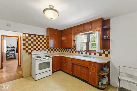 2363 S County Road 1050 E Indianapolis IN 46231