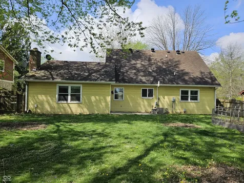 24 Sleepy Hollow Drive Westfield IN 46074