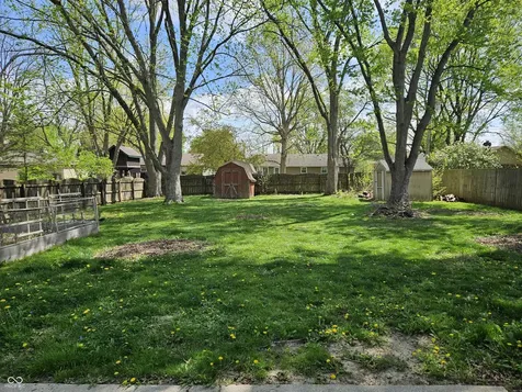 24 Sleepy Hollow Drive Westfield IN 46074